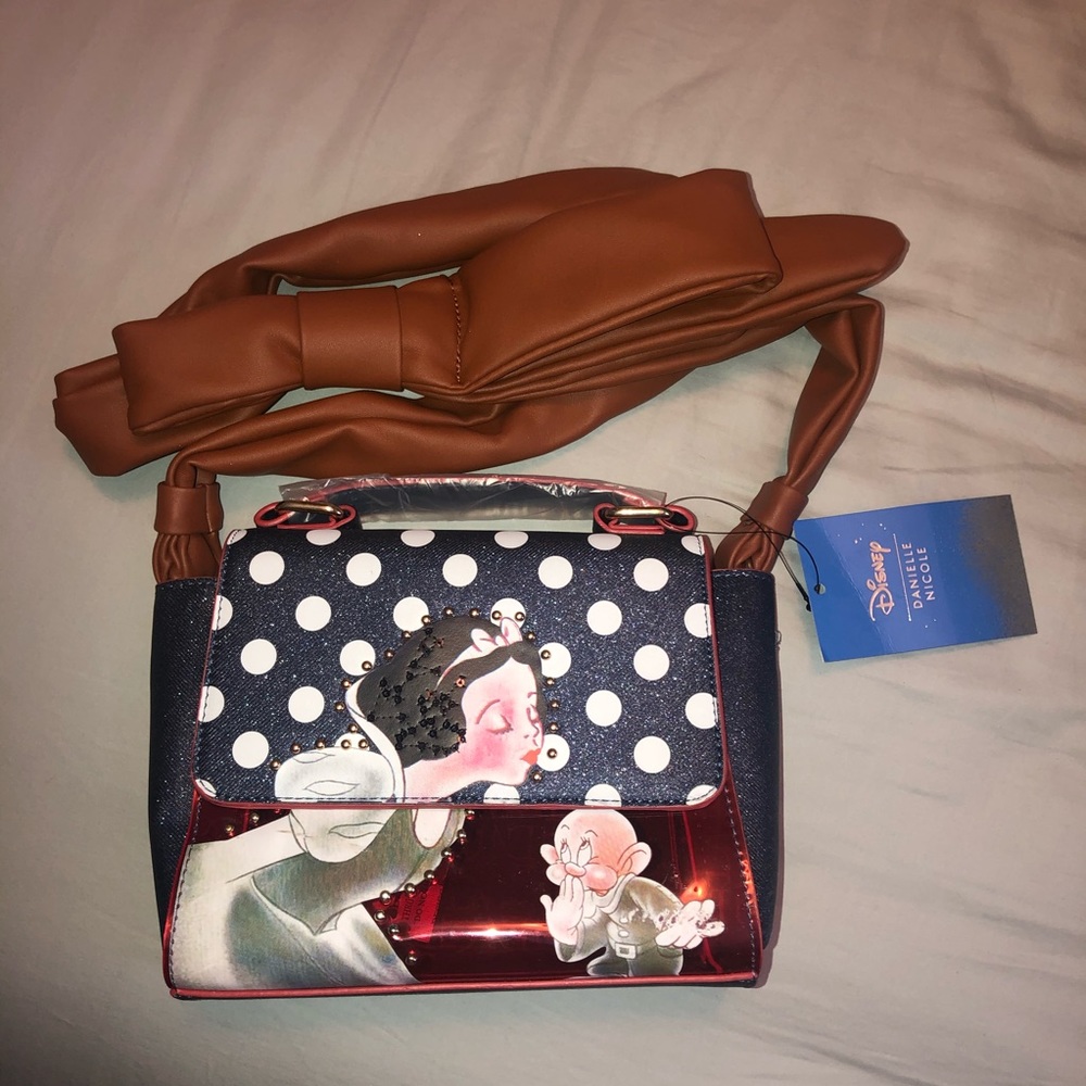 NWT Snow White bag